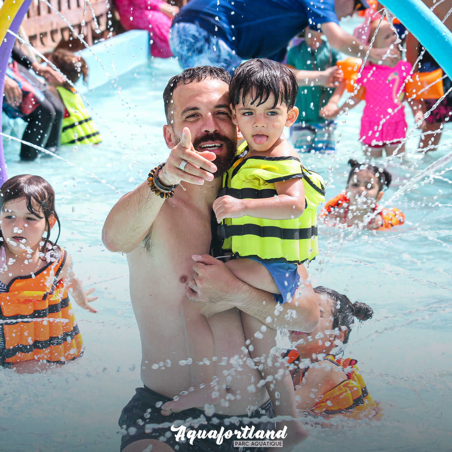 photos des enfants et ses parents aquafortland